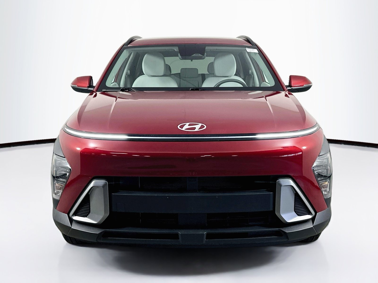 Used 2024 Hyundai Kona SEL FWD image 2