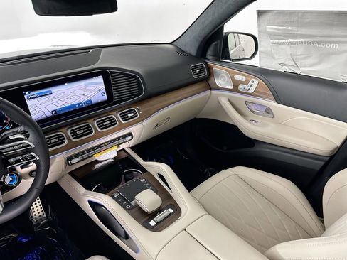 New 2026 Mercedes-Benz GLE 63 AMG S image 25