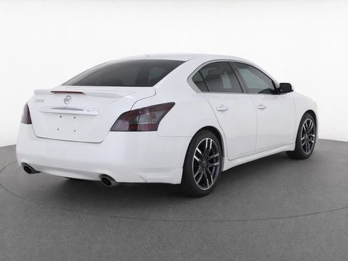 Used 2011 Nissan Maxima 3.5 SV w/ Tech Pkg FWD image 4