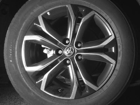 Used 2025 Toyota Sienna Platinum image 15