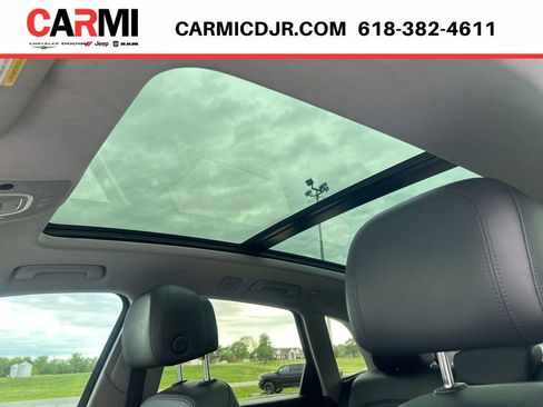 Used 2018 Audi Q5 2.0T Premium Plus AWD/4WD image 12