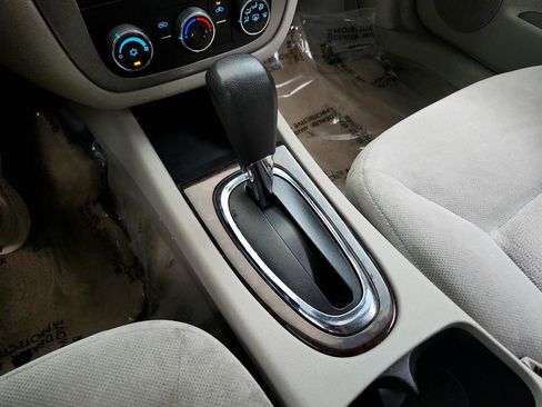 Used 2015 Chevrolet Impala Limited LS FWD image 17