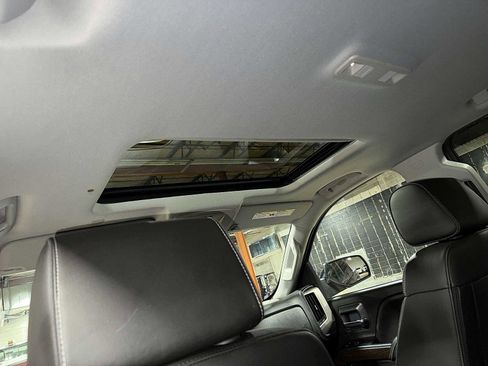 Used 2018 GMC Sierra 1500 Denali w/ Denali Ultimate Package image 25