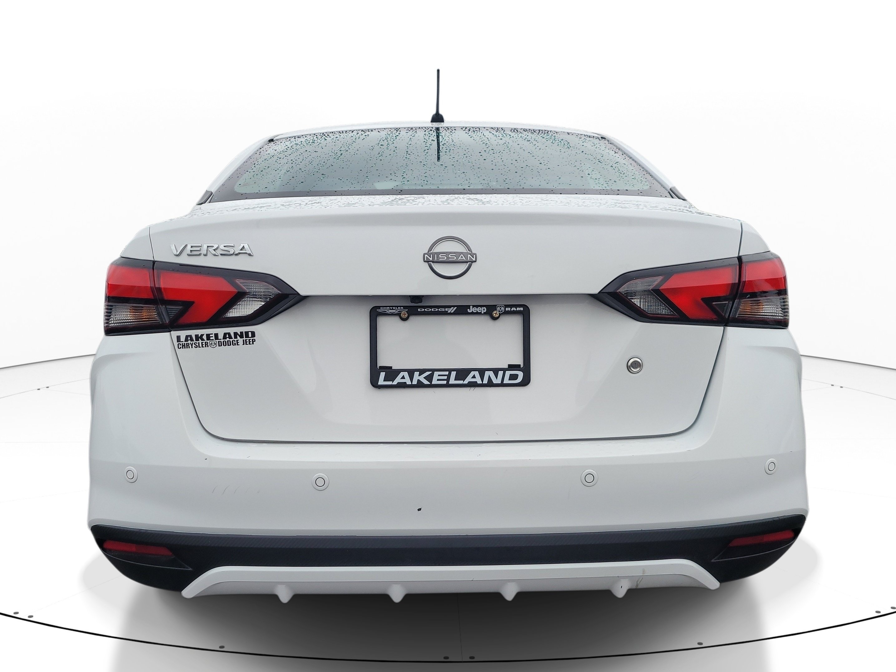 Used 2023 Nissan Versa S w/ Trunk Package FWD image 5