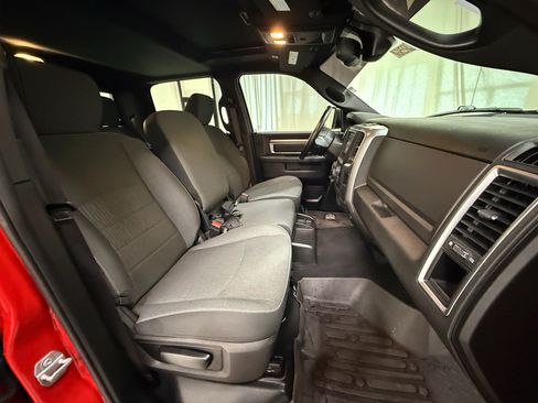 Used 2022 RAM 1500 Classic Warlock AWD/4WD image 25