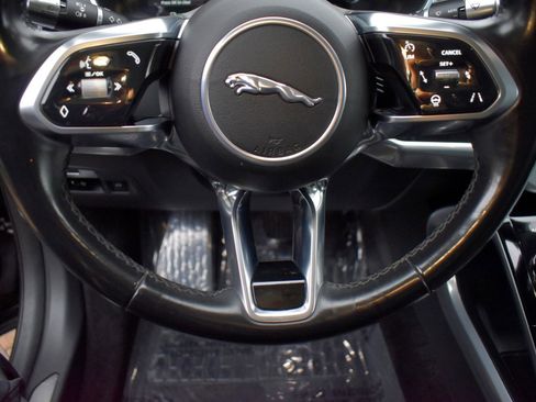 Used 2019 Jaguar I-PACE First Edition image 17