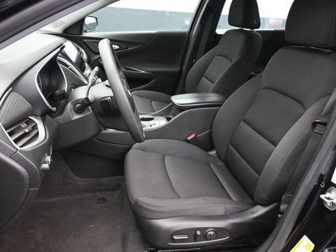 Used 2024 Chevrolet Malibu LT FWD image 22