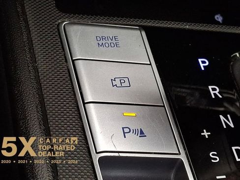Certified 2024 Hyundai Elantra Limited image 29