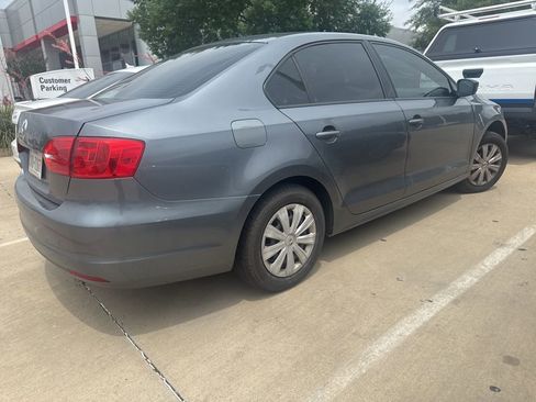 Used 2013 Volkswagen Jetta S FWD image 7