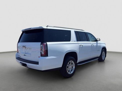 Used 2020 GMC Yukon XL SLT AWD/4WD image 6