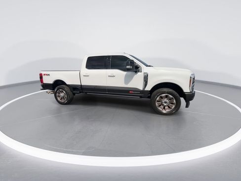 Used 2024 Ford F350 King Ranch w/ FX4 Off-Road Package AWD/4WD image 2