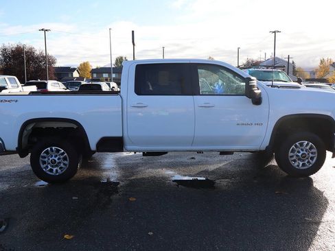 Used 2023 Chevrolet Silverado 2500 LT image 6