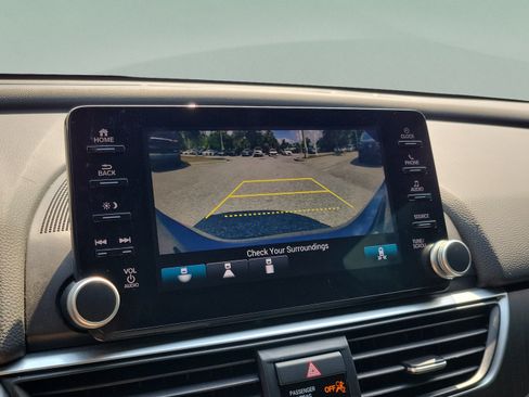 Used 2019 Honda Accord EX image 26
