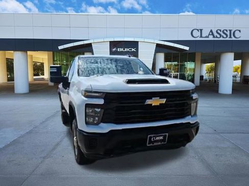 Used 2024 Chevrolet Silverado 2500 W/T w/ WT Convenience Package RWD image 2