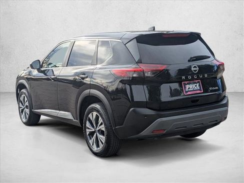 Used 2023 Nissan Rogue SV image 7