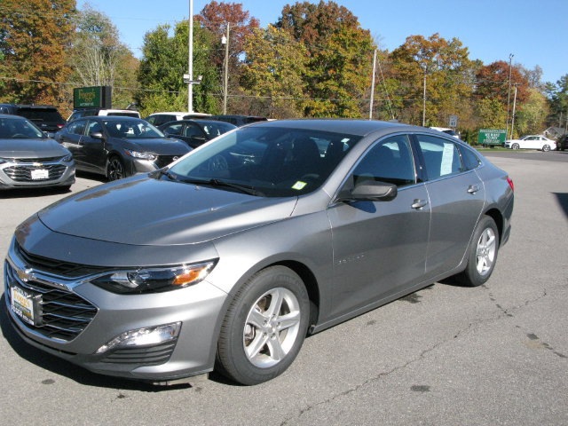 Used 2024 Chevrolet Malibu LT FWD image 9