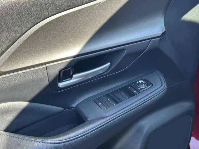 Used 2025 Toyota Grand Highlander FWD image 16