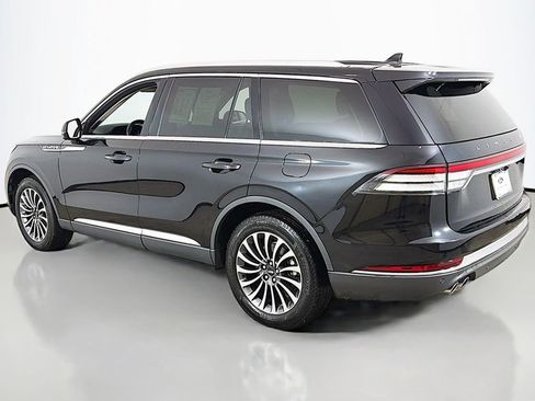 Used 2024 Lincoln Aviator Reserve AWD/4WD image 10