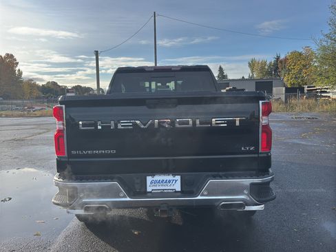 Used 2020 Chevrolet Silverado 1500 LTZ w/ LTZ Premium Package image 34
