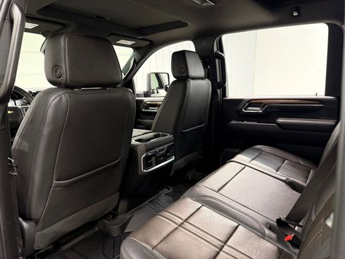 Used 2024 Chevrolet Silverado 2500 High Country w/ Technology Package image 16