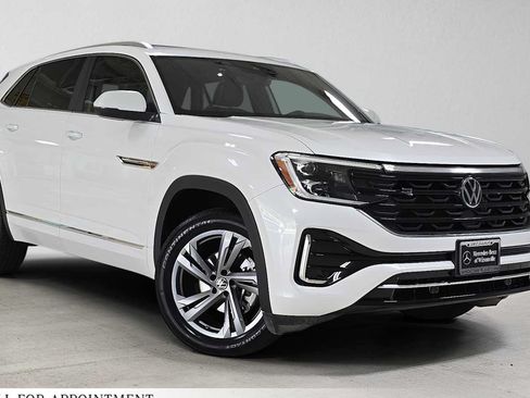 Used 2024 Volkswagen Atlas Cross Sport SEL R-Line AWD/4WD image 1