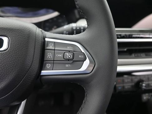 New 2026 Jeep Compass Limited image 32