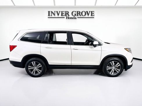 Used 2017 Honda Pilot EX-L image 4