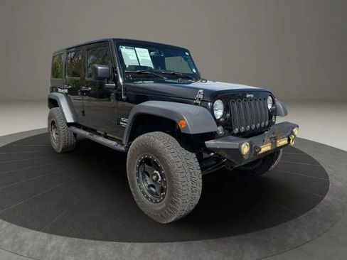 Used 2017 Jeep Wrangler Unlimited Sport w/ Quick Order Package 24S AWD/4WD image 7
