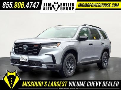 Used 2025 Honda Pilot TrailSport