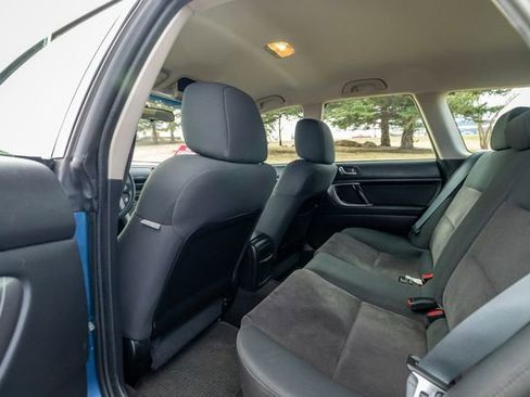 Used 2008 Subaru Outback 2.5i image 16