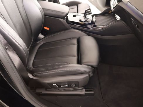 Used 2025 BMW X4 xDrive30i image 14