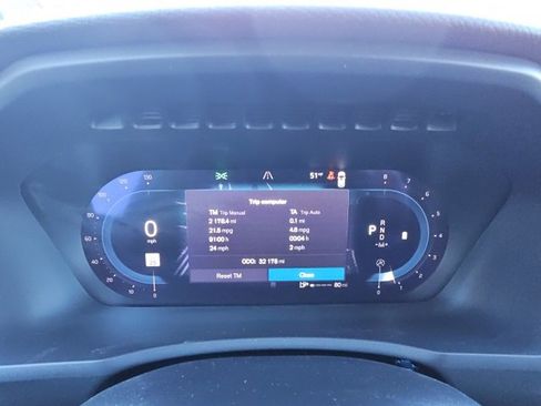 Used 2024 Volvo XC90 B5 Core w/ Climate Package image 9