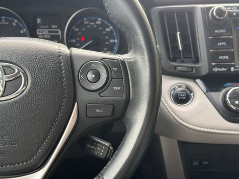 Used 2017 Toyota RAV4 XLE image 10