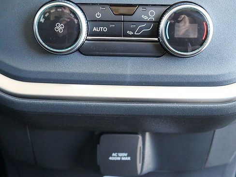 New 2025 Ford Expedition Max Active image 31