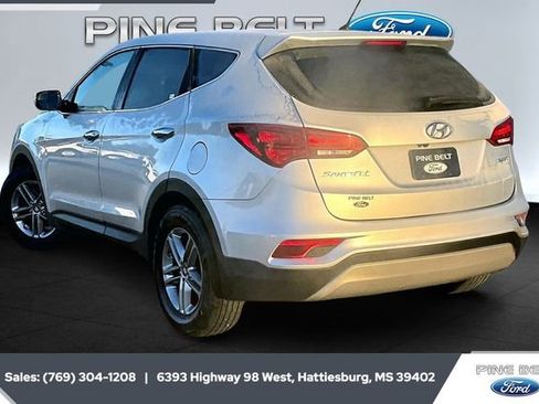 Used 2018 Hyundai Santa Fe Sport image 2