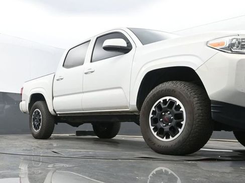 Used 2021 Toyota Tacoma SR AWD/4WD image 9