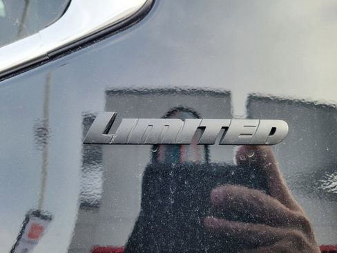 New 2025 Toyota Tundra Limited AWD/4WD image 11