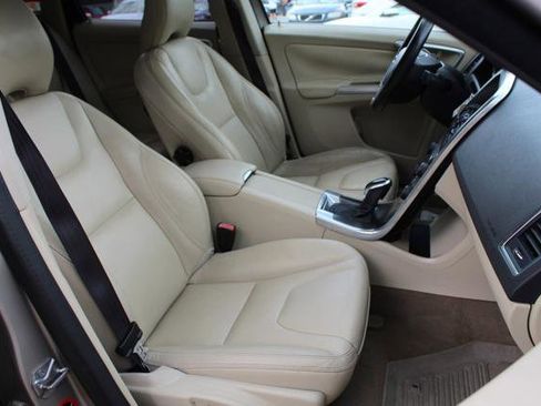 Used 2014 Volvo XC60 3.2 FWD image 25