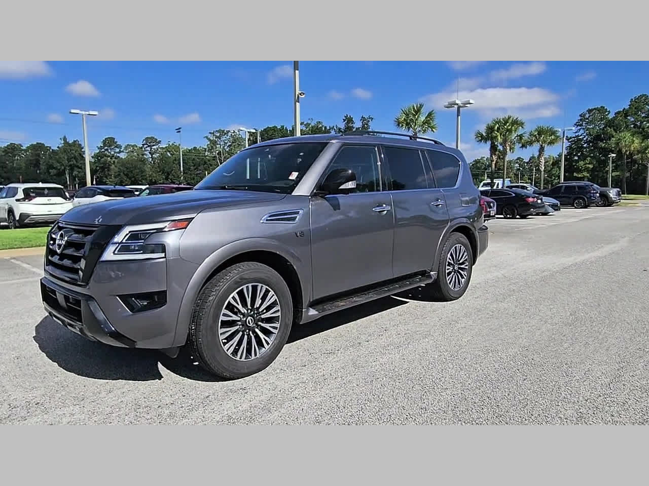 Used 2022 Nissan Armada SL w/ Midnight Edition Package RWD image 25
