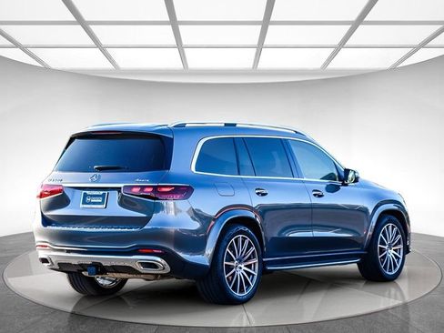 New 2026 Mercedes-Benz GLS 580 4MATIC image 4