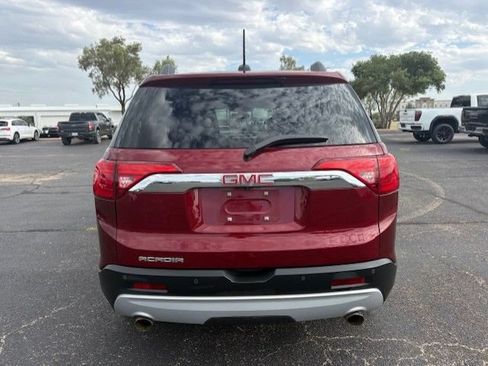 Used 2017 GMC Acadia SLT FWD image 4
