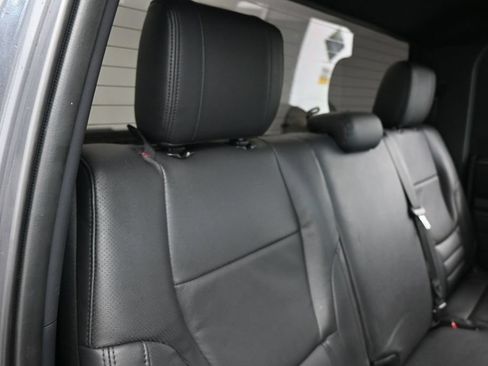 Used 2025 Toyota Tundra SR5 w/ SR5 Convenience Package AWD/4WD image 38