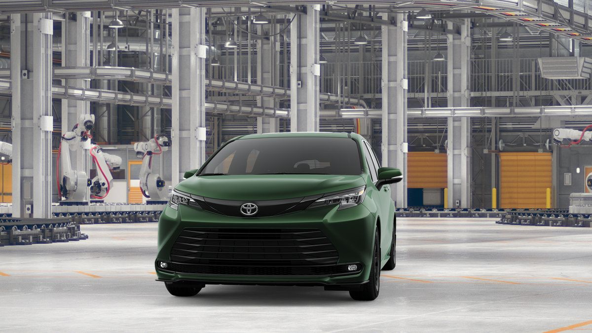 New 2026 Toyota Sienna XLE Woodland Edition AWD/4WD image 3