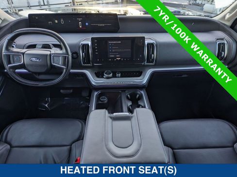 Certified 2025 Ford Expedition Max Platinum image 19