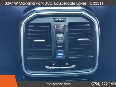 Used 2017 Porsche Macan S image 27