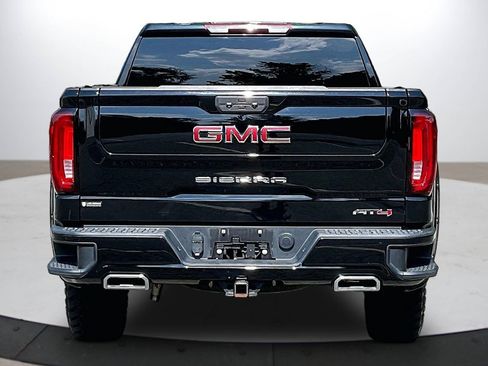 Used 2022 GMC Sierra 1500 AT4 AWD/4WD image 8