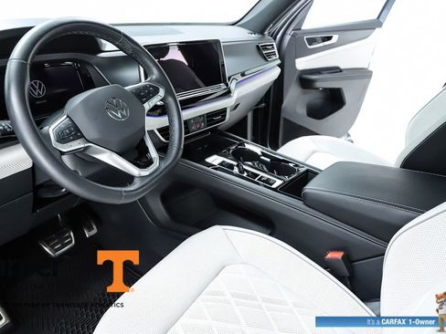 Used 2025 Volkswagen Atlas Cross Sport SEL Premium R-Line image 58