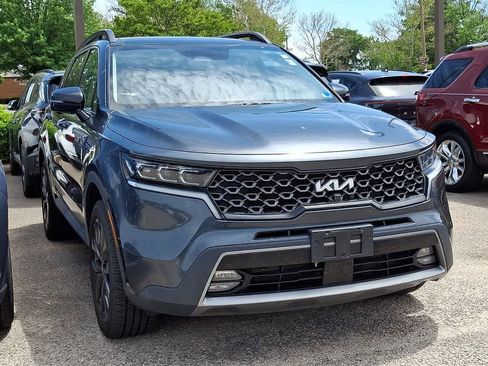 Used 2022 Kia Sorento SX Prestige w/ Rust Color Package AWD/4WD image 2
