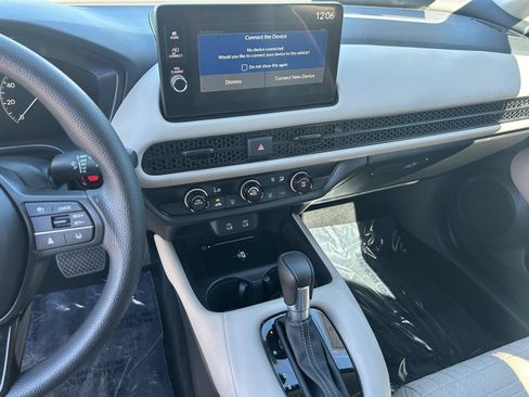 Certified 2026 Honda HR-V LX image 23