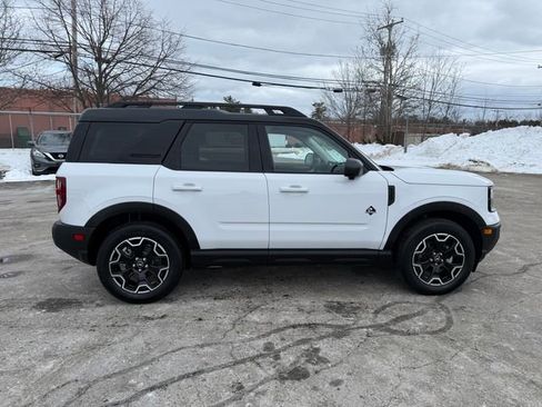 Certified 2025 Ford Bronco Sport Outer Banks w/ Outer Banks Tech Package+ AWD/4WD image 5